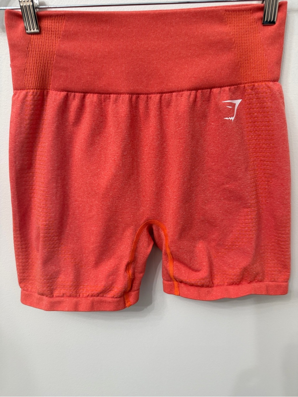 Gymshark Coral Red Seamless Athletic Bike Shorts Size L